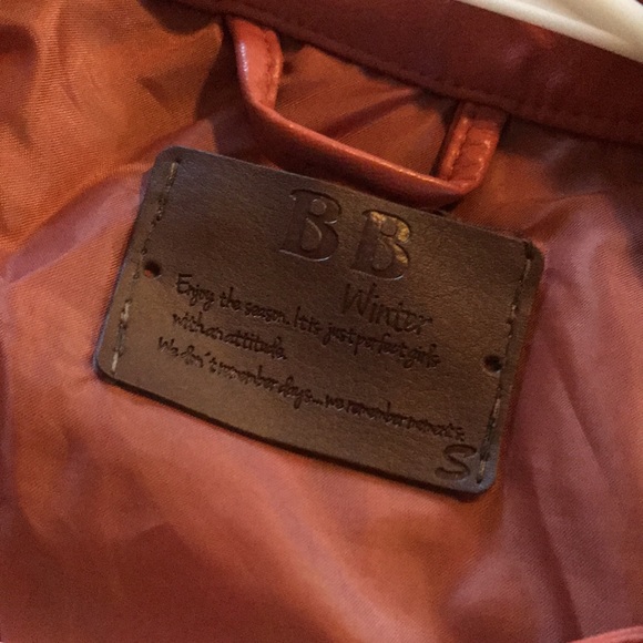 Leather jacket - Picture 2 of 3